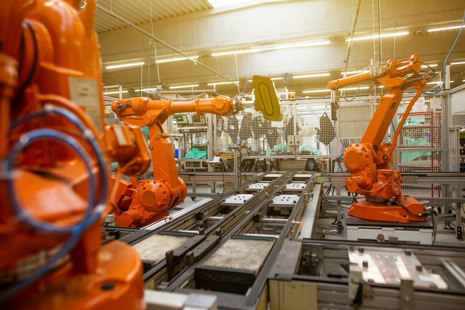Manufacturing floor with production robots